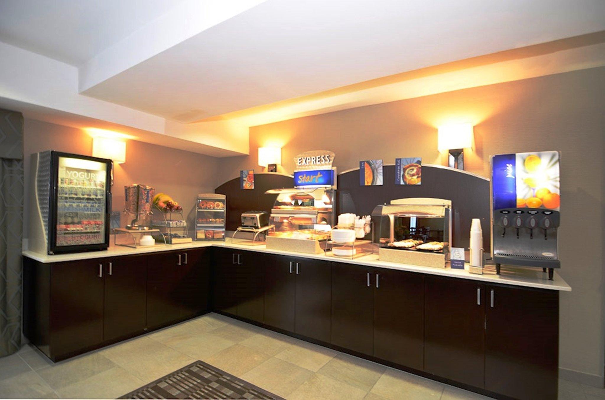 Holiday Inn Express San Diego Airport-Old Town By Ihg Buitenkant foto