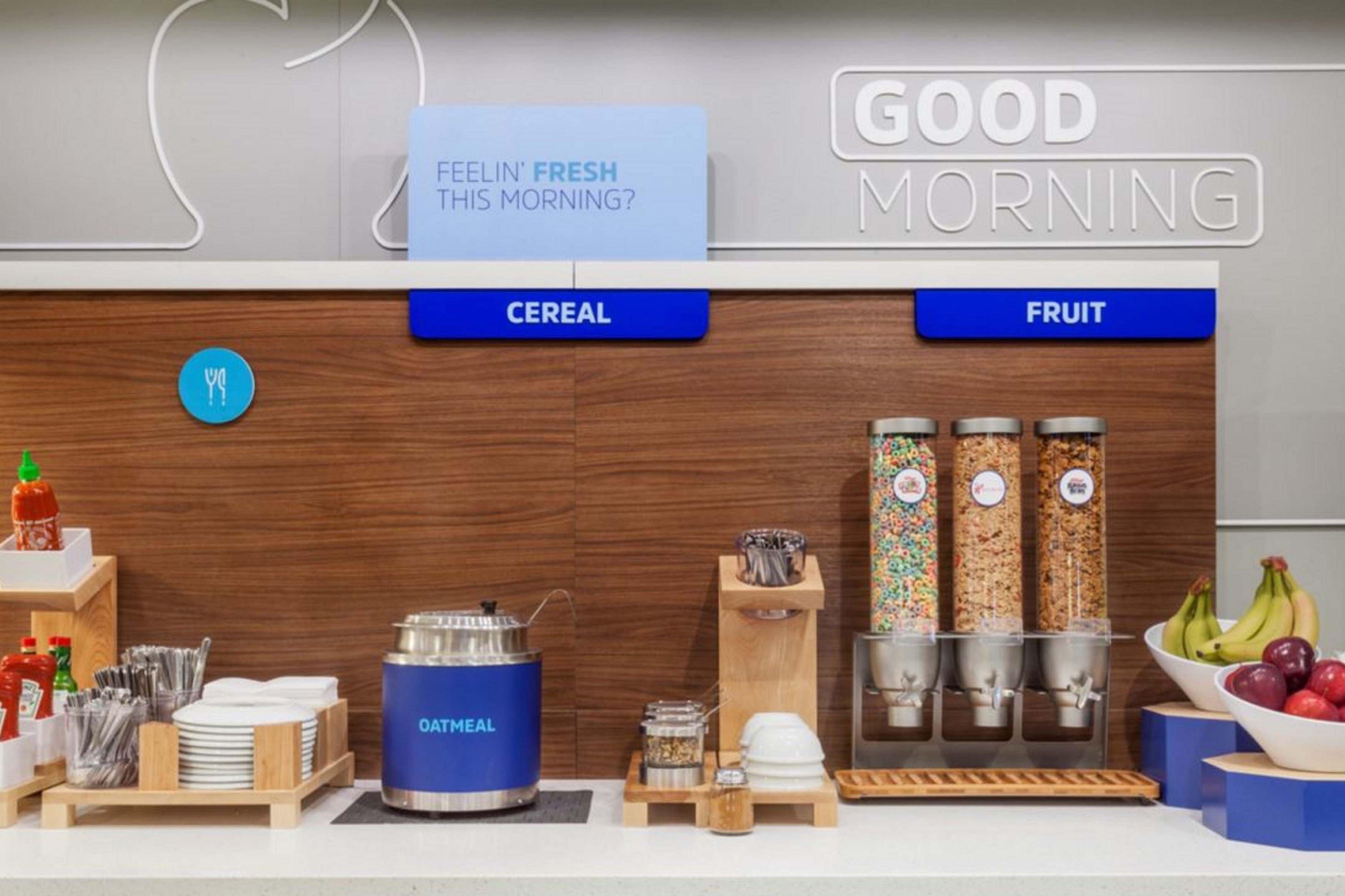 Holiday Inn Express San Diego Airport-Old Town By Ihg Buitenkant foto