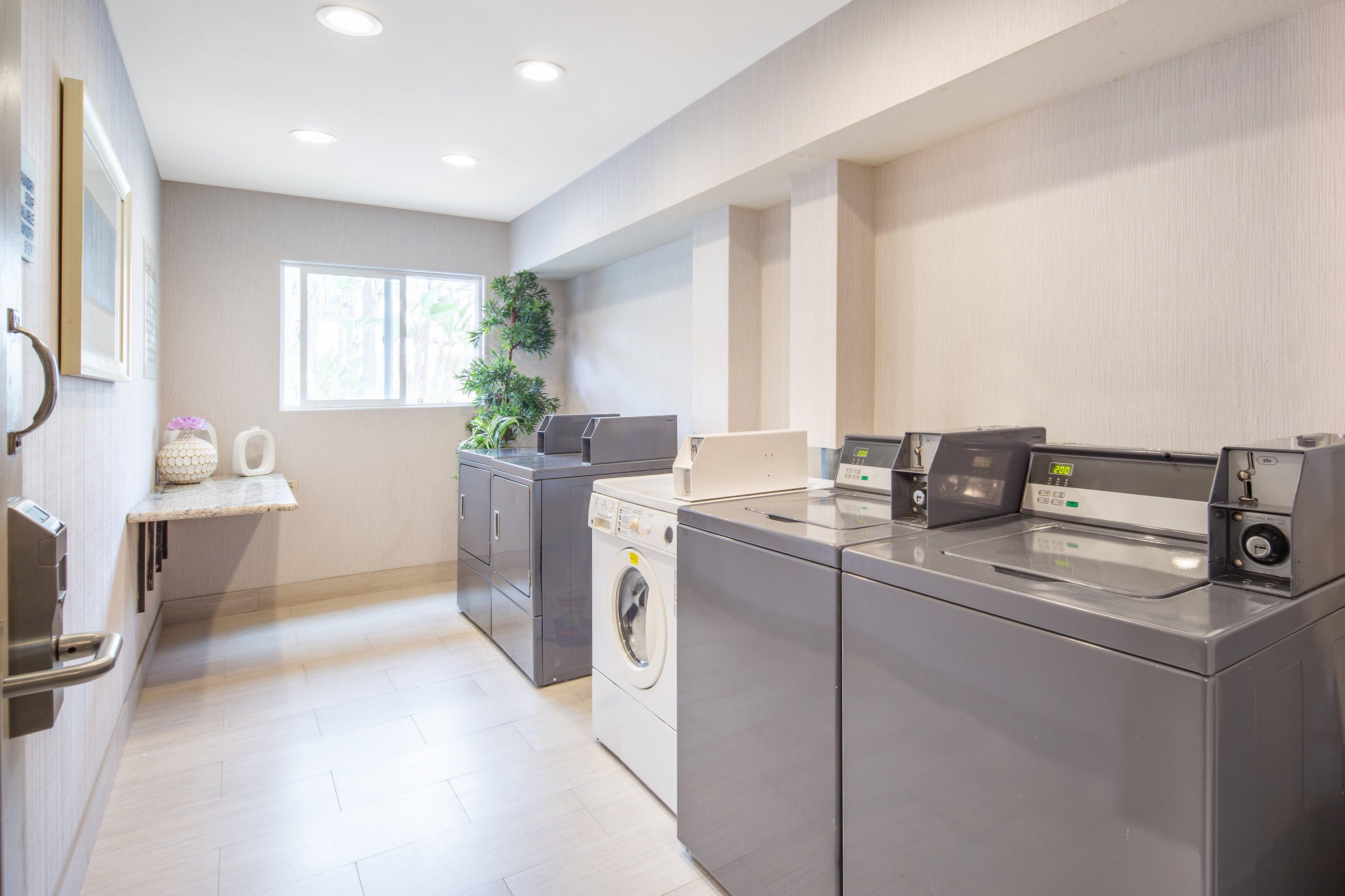 Holiday Inn Express San Diego Airport-Old Town By Ihg Buitenkant foto