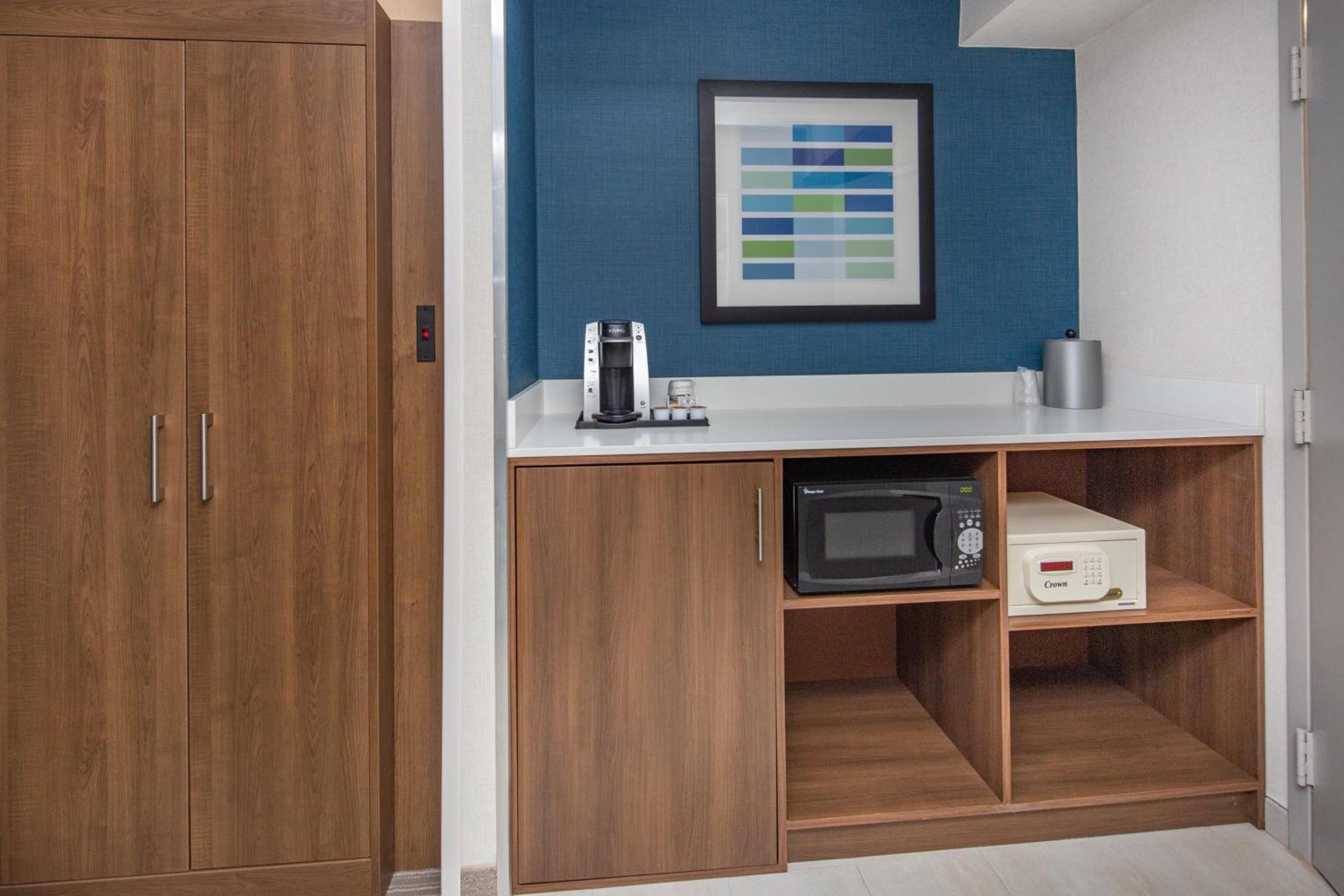 Holiday Inn Express San Diego Airport-Old Town By Ihg Buitenkant foto